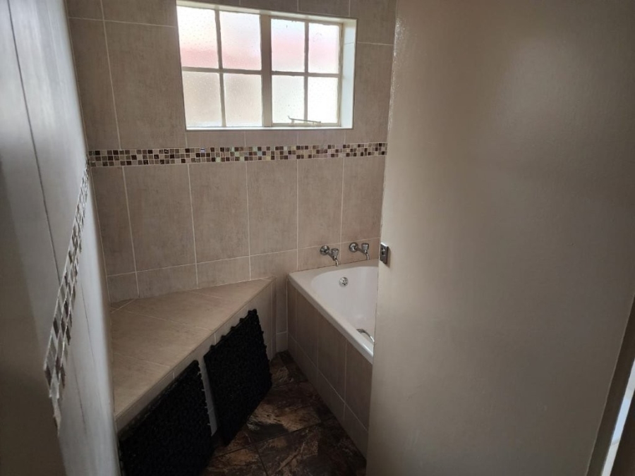 3 Bedroom Property for Sale in Louterwater Free State